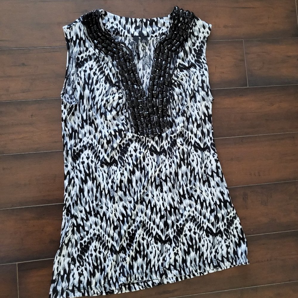 Essentials by milano Womens flowy work dressy tank top